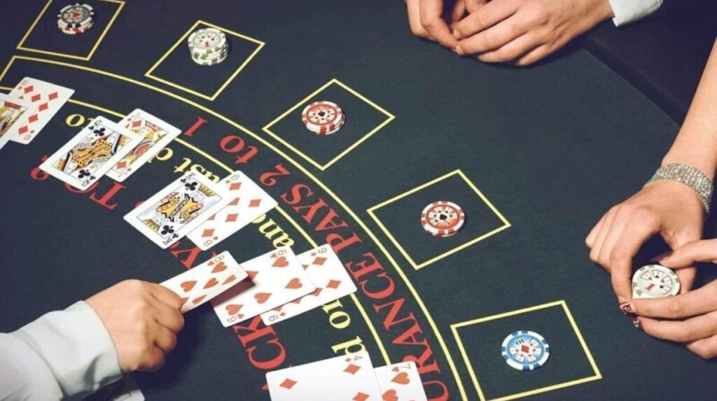 Chiến lược chơi xì dách online hiệu quả